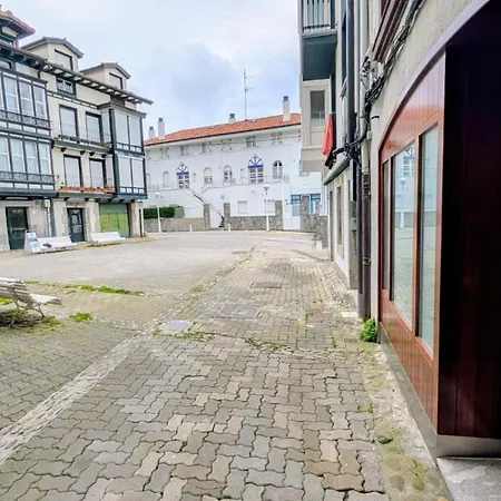 Lorentena Mundaka